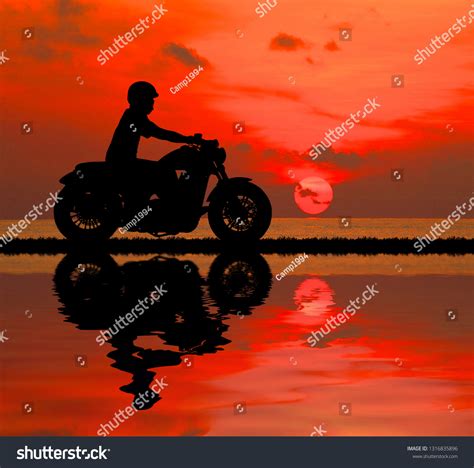 Silhouette Biker Sunset Classic Motorcycle Stock Illustration ...