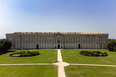 La Reggia Di Caserta Ottiene Le Tre Stelle Michelin Dalla Guida Verde