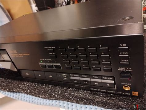 Sony Cdp X Es Cd Player Photo Canuck Audio Mart