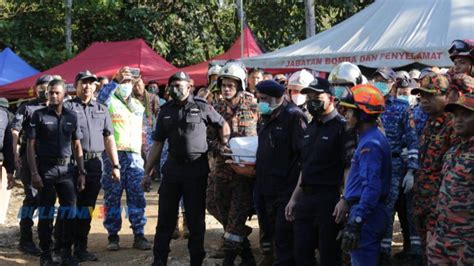 VIDEO Tragedi Batang Kali Mayat Terakhir Mangsa Tragedi Tanah Runtuh