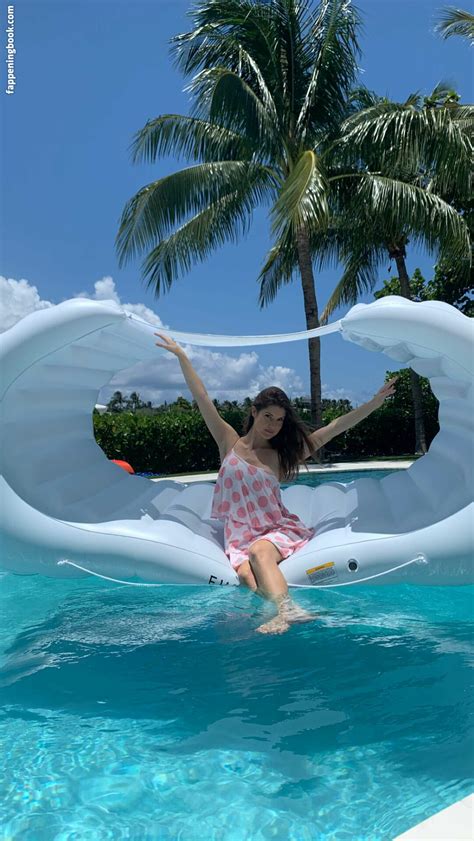 Amanda Cerny Amandacerny Nude OnlyFans Leaks Fappening Page FappeningBook