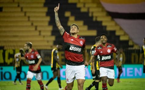 Pedro manda recado à torcida do Flamengo após protagonizar vitória