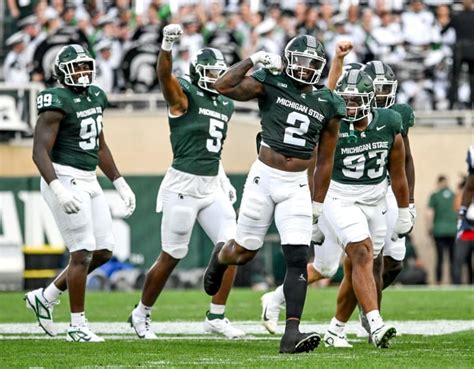 Taking A Look At Every Series The MSU Offense And Defense Played Vs FAU