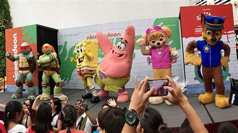 Delhites Meet Dora Spongebob And Spend A Day With Nickelodeon