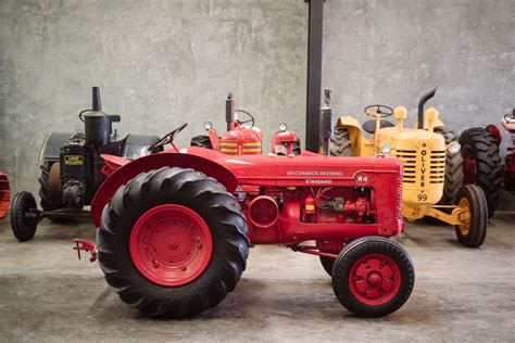 1944 McCORMICK DEERING W 4 TRACTOR Current Price 3000