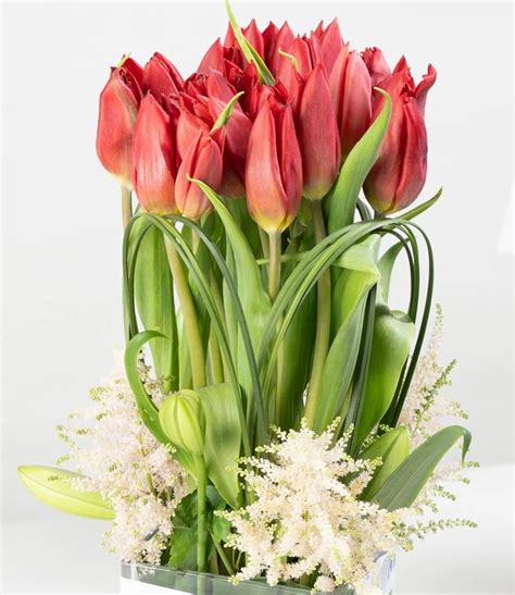 Classic Red Tulip Flower Arrangement In Riyadh Joi Ts