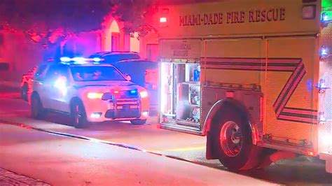 Fire Crews Extinguish Garage Fire In Sw Miami Dade Home No Injuries