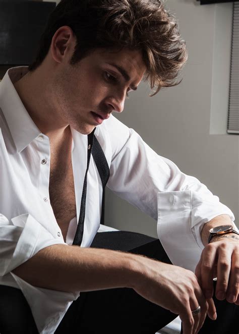 Gregg Sulkin Actor Model Men S Fashion Handsome Good Looking Men