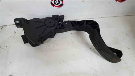 Renault Master 2010 2018 Accelerator Gas Throttle Pedal 8200672371