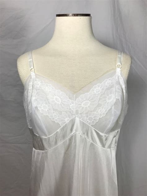 Sears White Nylon Full Slip With Floral Lace Bodice And Hem Etsy