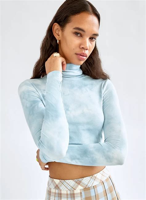 Sunday Best Freshman Cropped Turtleneck Aritzia Us