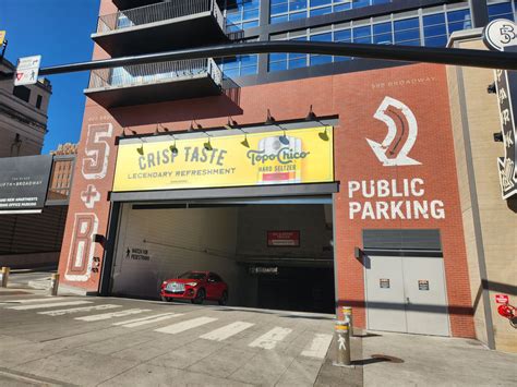 Fifth + Broadway Parking Garage/Retail | Downtown Nashville