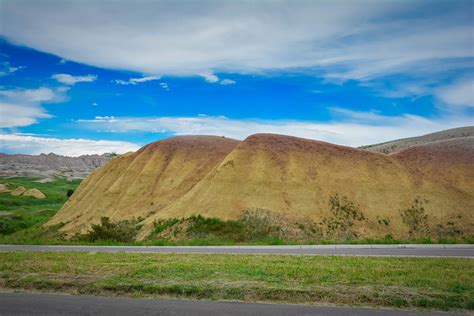 How to Enjoy the Badlands Scenic Drive in One Afternoon