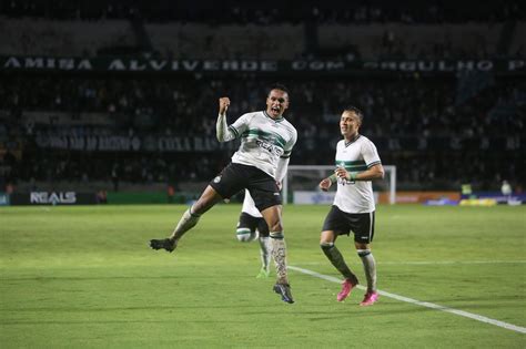 Coritiba Vence O S O Joseense Divide A Lideran A E Estreia Mais Dois