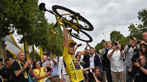 Danish Rider Jonas Vingegaard Wins The Tour De France For Nd Straight Year Hot Sex Picture