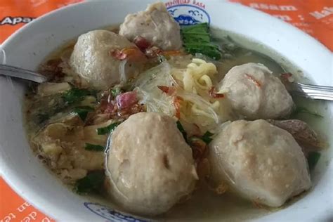 TOP 3 Rekomendasi Bakso Enak Dan Legendaris Di Semarang Kuah Dan