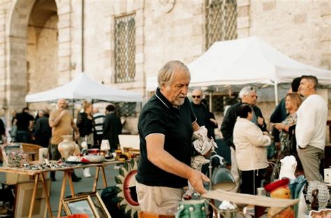 Ultima Edizione Del Mercatino Antiquario Di Ascoli Piceno Prima Della