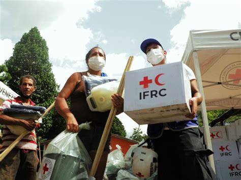 Banesco Y La Cruz Roja Se Unen Para Ayudar En Cumanacoa Runrun Es En