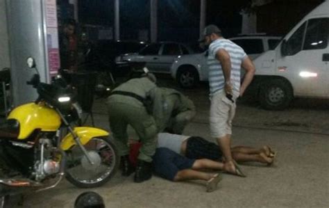 Pm Prendeu Em Flagrante Dupla Que Tentava Assalto A Posto De Gasolina