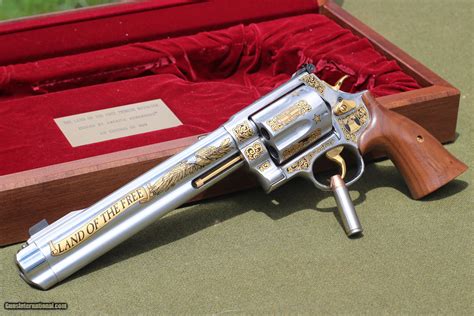 S&W 500 Commemorative Revolver "Land Of The Free" .500 S&W Caliber