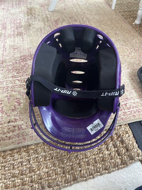 Youth softball Helmet | SidelineSwap