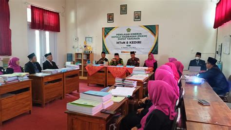 Penilaian Kinerja Kepala Madrasah Di MTsN 8 Kediri MTsN 8 KEDIRI