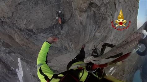 Locana Alpinisti Bloccati In Parete Salvataggio A 3mila Metri Di