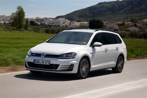 Photo Essai Volkswagen Golf Sw Gtd Ch Dans Un Break