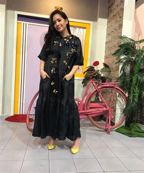 Pin Oleh Yoraaa Di Big Size Fashion Model Pakaian Model Baju Wanita