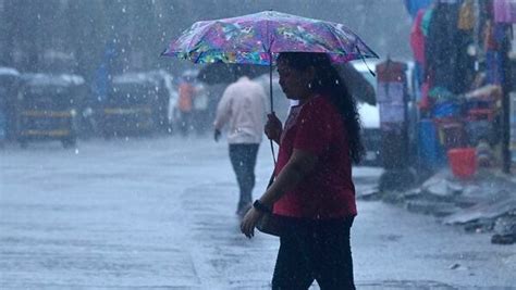 Rain Forecast In Wb Till 14th September শনিবার ভারী বৃষ্টি ২ জেলায় দুর্গাপুজো শপিংয়ের মধ্যেই