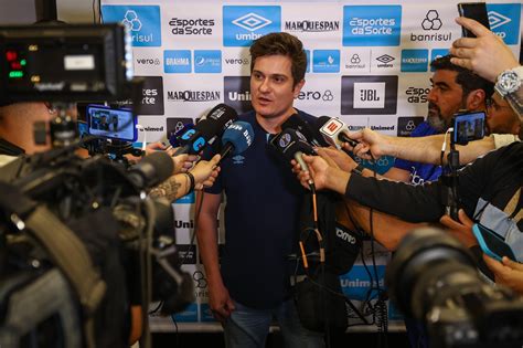 Vice De Futebol Ant Nio Brum Concede Coletiva Em Curitiba