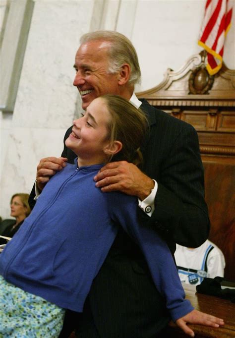 Joe Biden S Granddaughter Naomi Biden Is Living At The White House