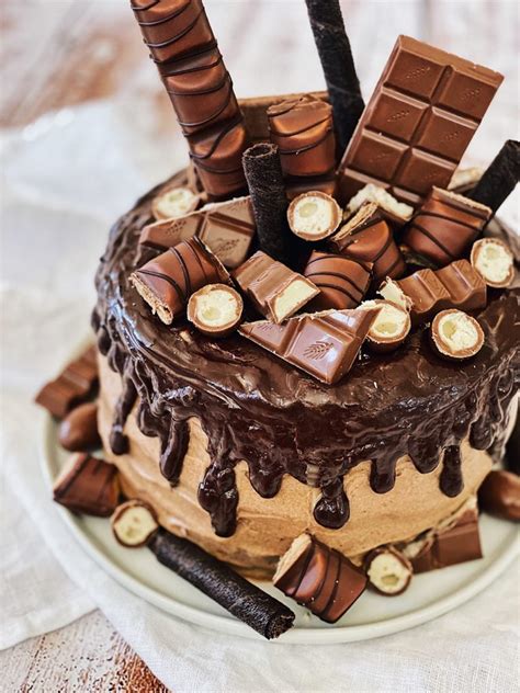 Kinder Bueno Torte Mit Nutella Nutella Naked Drip Cake In 2 Varianten