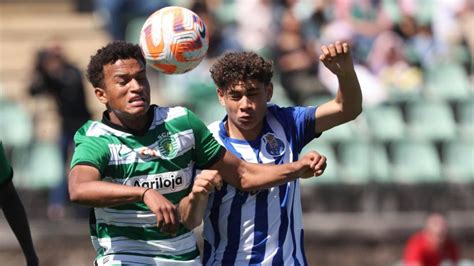 Benfica Sagra Se Campe O Nacional De Iniciados Ap S Derrota Do Fc Porto