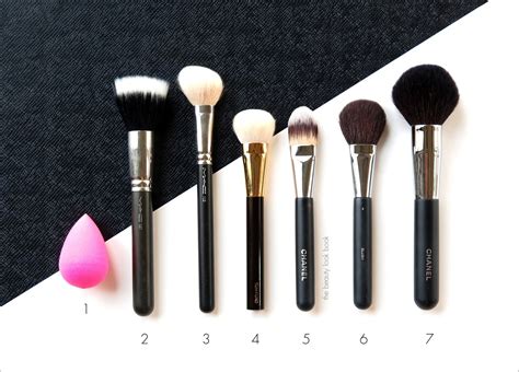 Set Of Chanel Makeup Brushes | Saubhaya Makeup