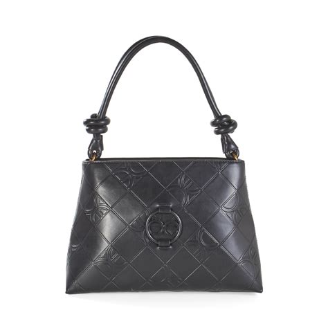 Bolsa Satchel Cloe Troquelado A Rombos Color Negro Cloe Factory Store