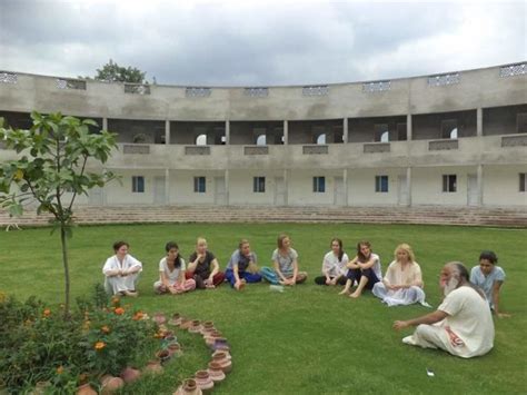 Ashram for yoga & Meditation Archives - Rishikesh Day Tour