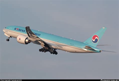 HL8046 Korean Air Lines Boeing 777 FB5 Photo By Giorgio Parolini ID