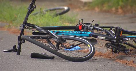 17 Year Old Bicyclist Hit By Car In Newton Cbs Boston