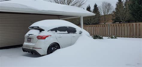 What is it like driving a RWD sporty car in the winter? Here are my ...