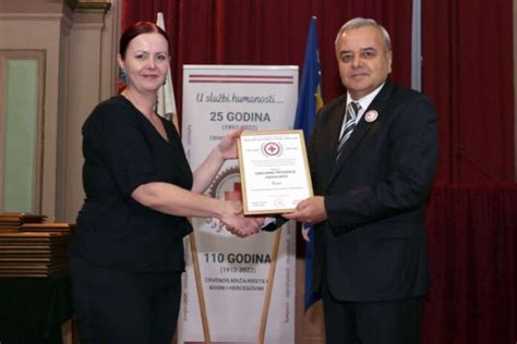 Crveni Kri Federacije Bih Obilje Ava Godina Postojanja I Godina