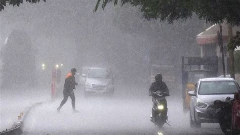 Imd Issued Heavy Rainfall Alert For Next 5 Days In 10 States From Today News Next Live