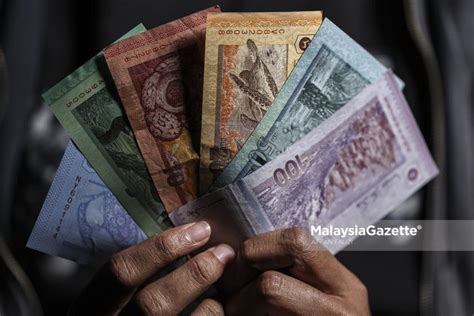 Ringgit Lebih Kukuh Pada Suku Akhir