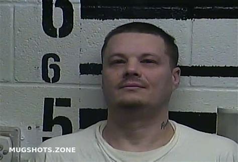 PUYEAR SHAWN C 12 19 2022 Larue County Mugshots Zone