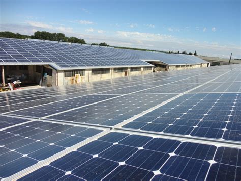 Toiture photovoltaïque IRISOLARIS rénovez ou valorisez votre bâtiment