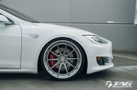 Elegantes Tesla Model S Auf 22 Zoll Adv 1 Wheels Alufelgen