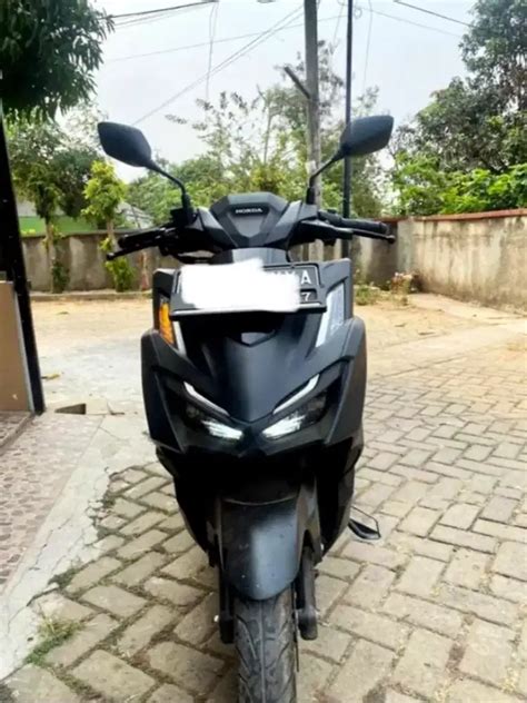 2022 HONDA VARIO 160 HITAM REMOTE 2 NAMASENDIRI DR BARU PLAT B TANGKOT