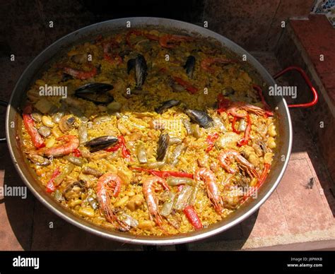 paella - spain Stock Photo - Alamy