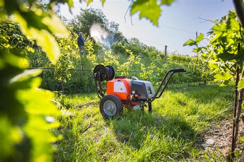 Wheelbarrow Battery Pump L Stocker Garden