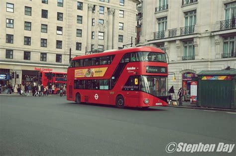 LT17 Metroline LTZ1017 Wrightbus NBfL Park Lane 12 3 22 Flickr